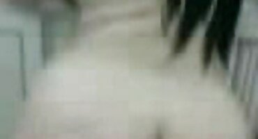 sex vn ngân baby Brunette pissing từ niềm vui khi quay lén gái xinh tắm gà trong ass.